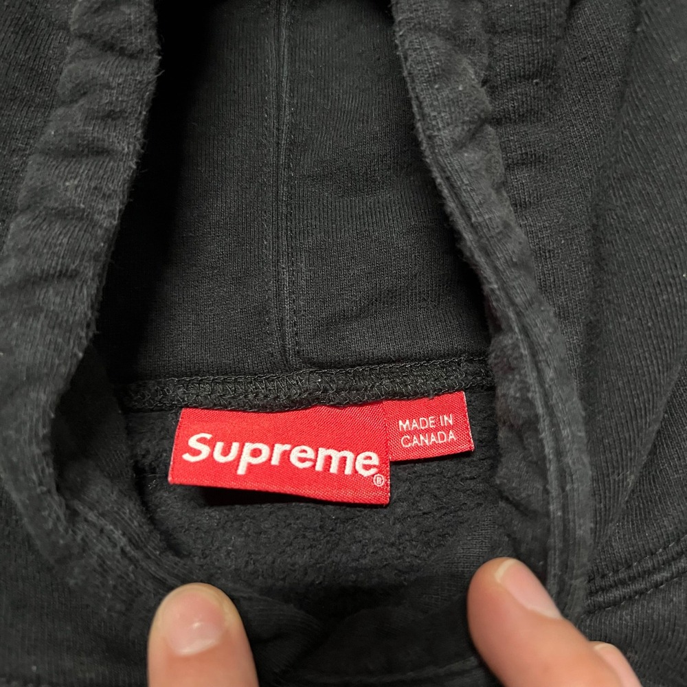 Supreme Vampire Boy Hooded Sweatshirt Black XL Embroidered Graphic Pullover - Picture 6 of 10